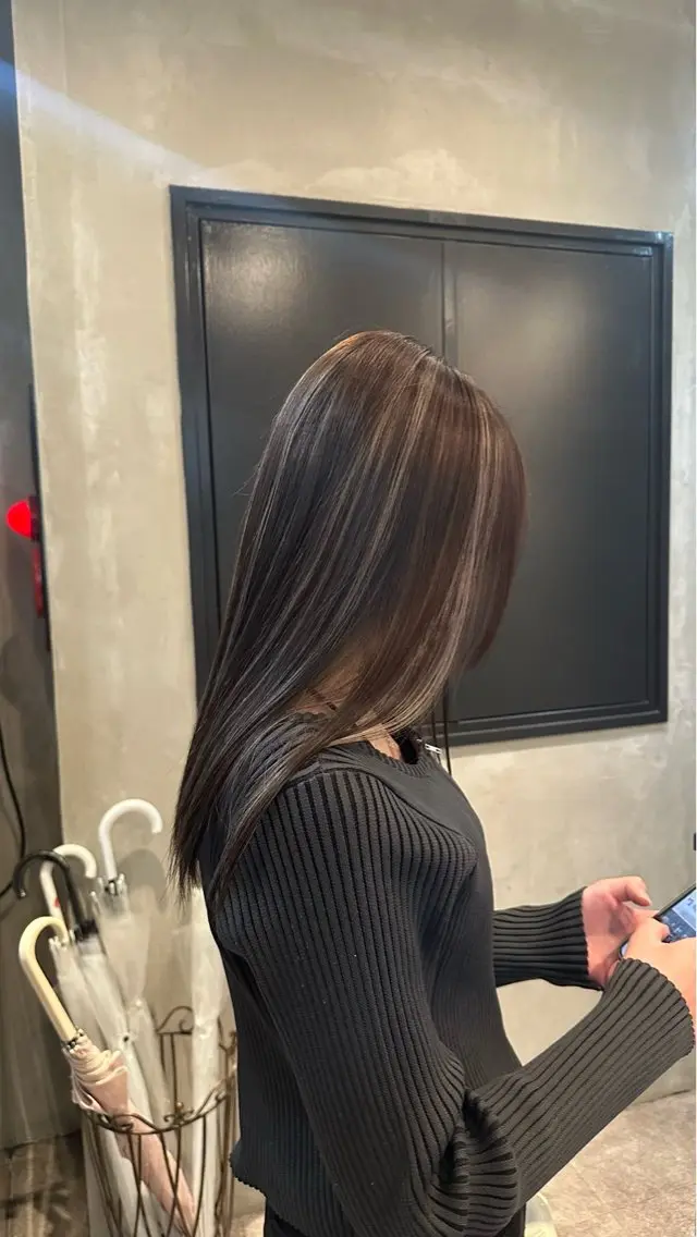 カット+ハイライトorコントラストハイライト+ベースtrの写真