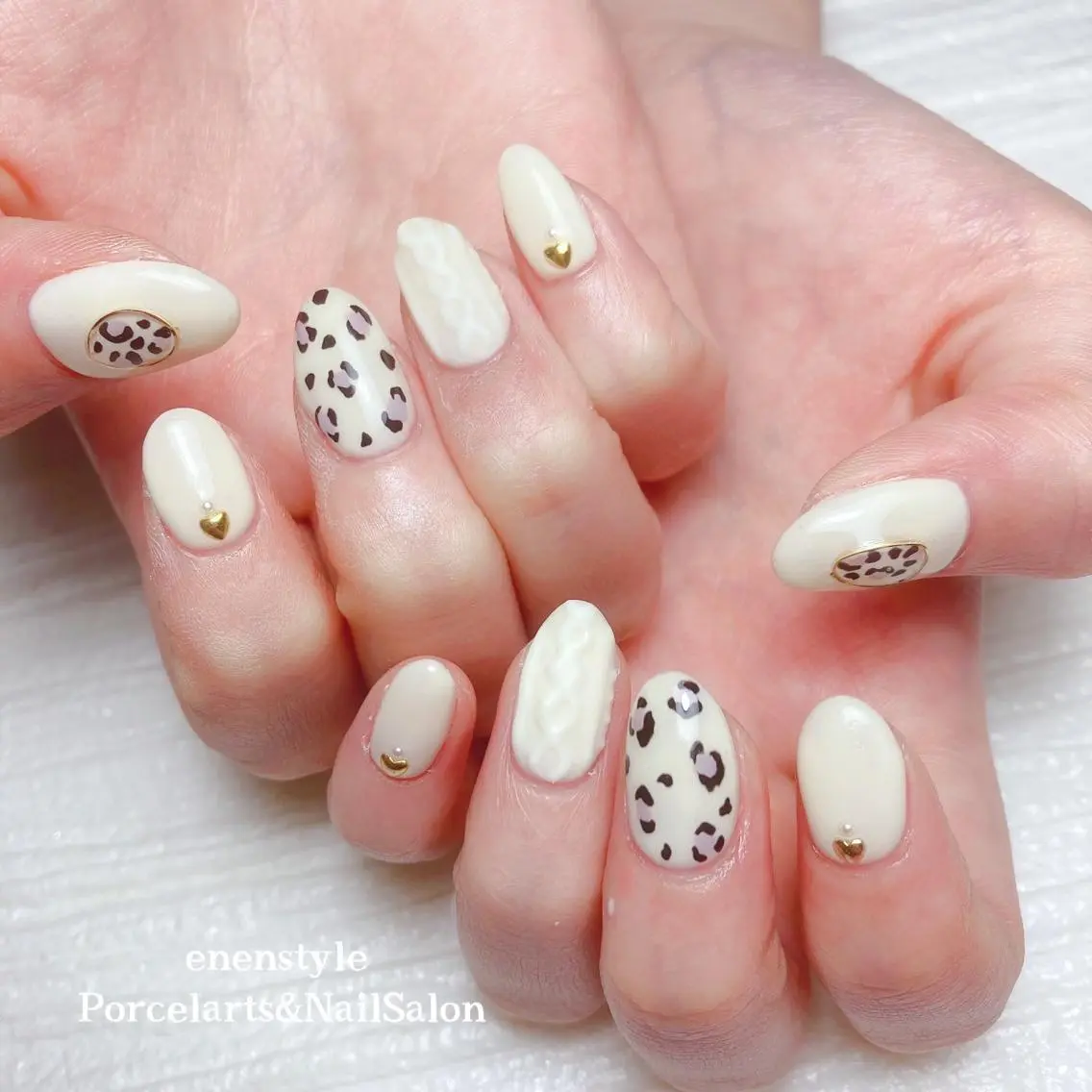 ミディアム ネイル 🐾enen style 🐾のネイルデザイン