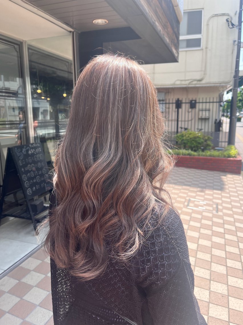 カラー ヤマダ トモナ 🍒🫧‪のヘアスタイル