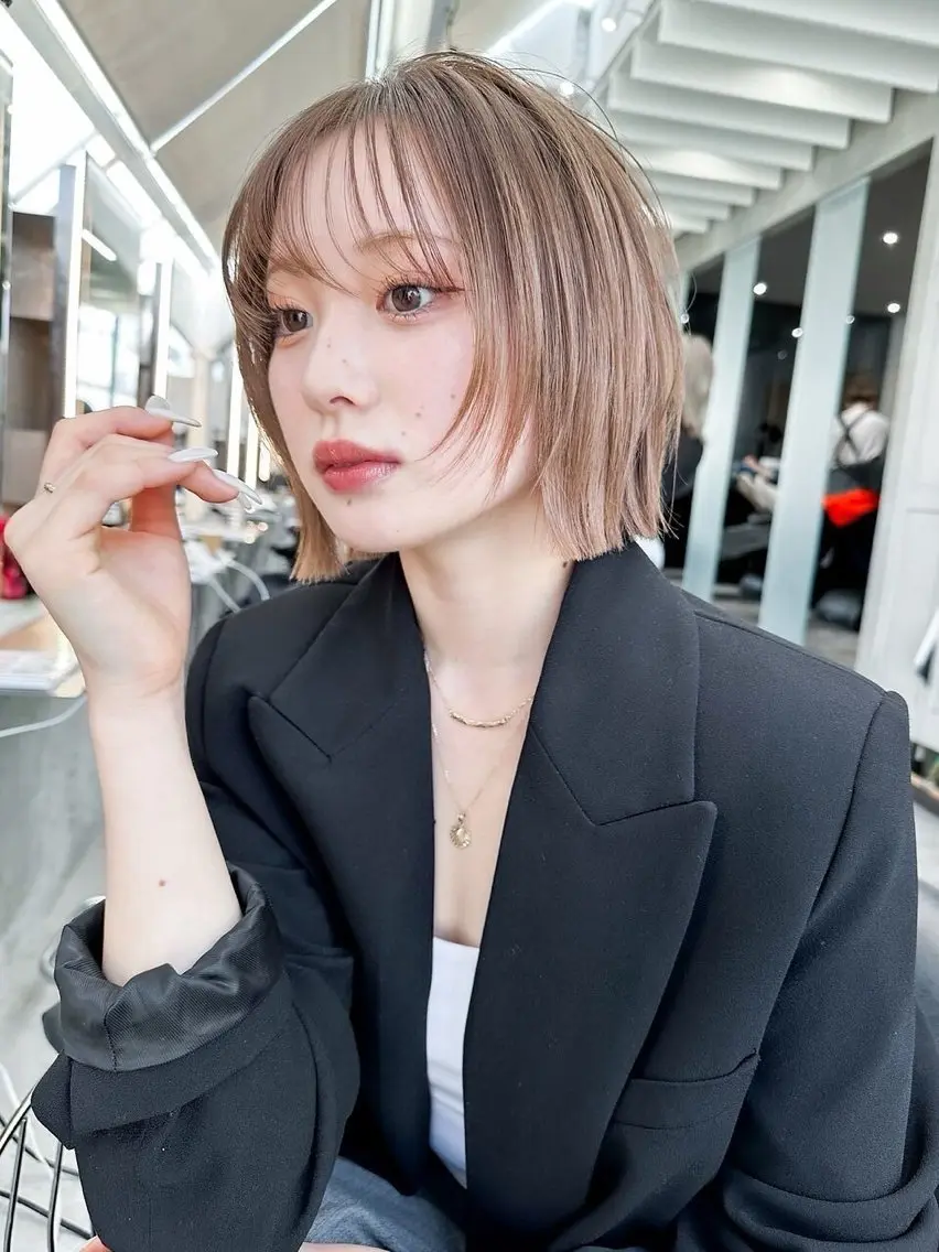 当日限定🤍【ブリーチなし🤍】韓国風カット+ダブルカラー+選べる髪質改善トリートメント🌈の写真