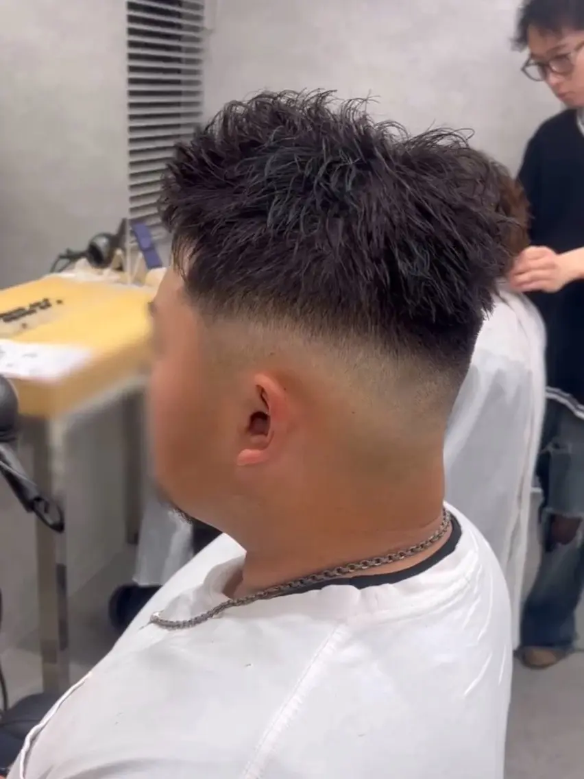 ショート メンズ フェードカット スキンフェード カット メンズパーマカット 達人/涼のヘアスタイル