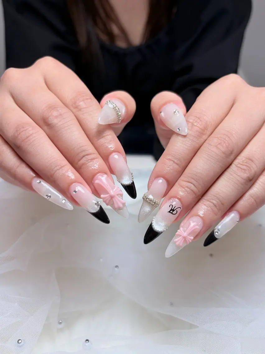 ネイル 韓国ネイル マグネットネイル 持ち込み ニュアンスネイル シンプルネイル ハンドネイル Huyn Nail Shinjyukuのネイルデザイン
