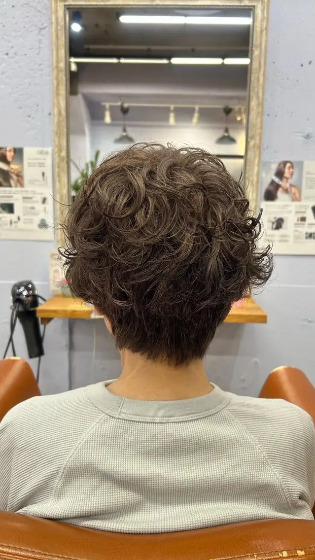 ショート パーマ 古澤 咲来のヘアスタイル