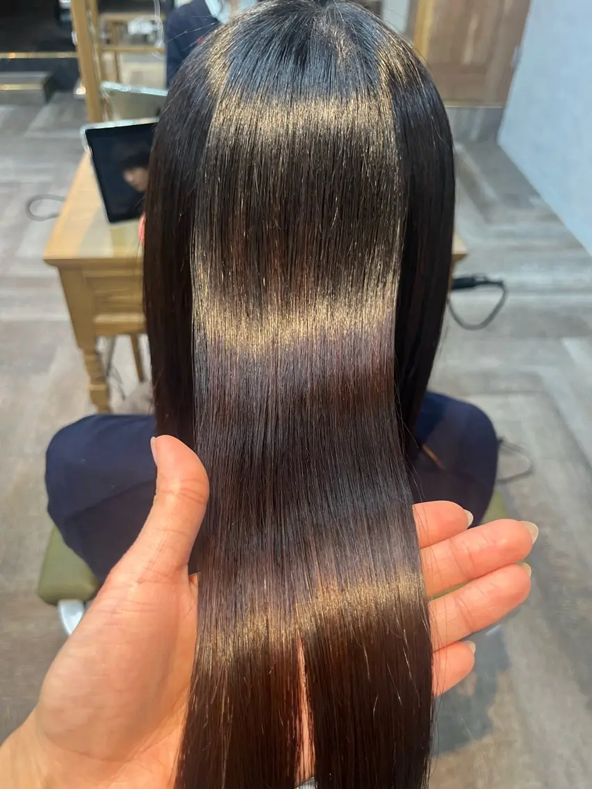 ロング 縮毛矯正 トリートメント こと 🐰平塚店のヘアスタイル