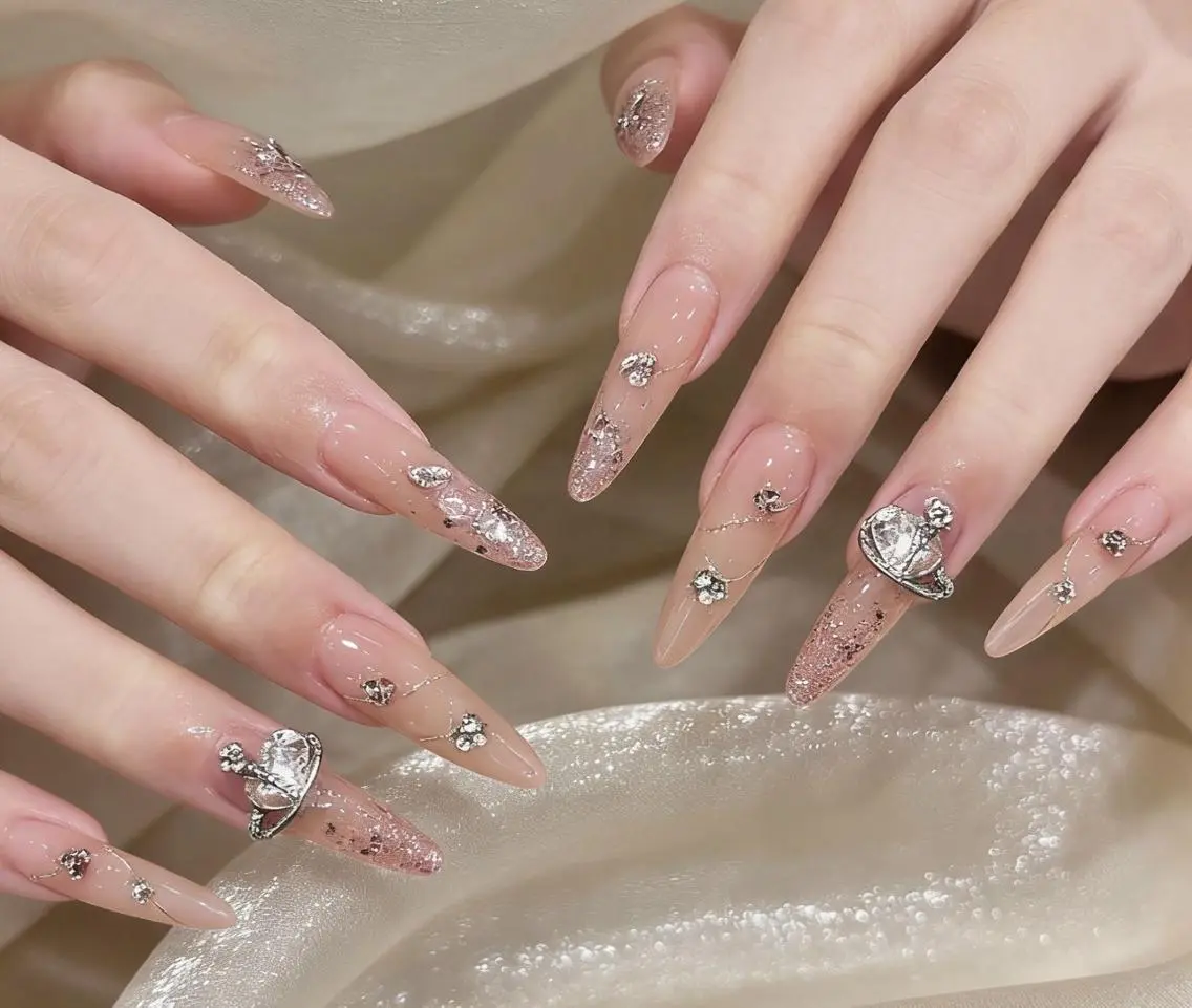 ネイル ハンドネイル ハンドケア メイ 💅のネイルデザイン