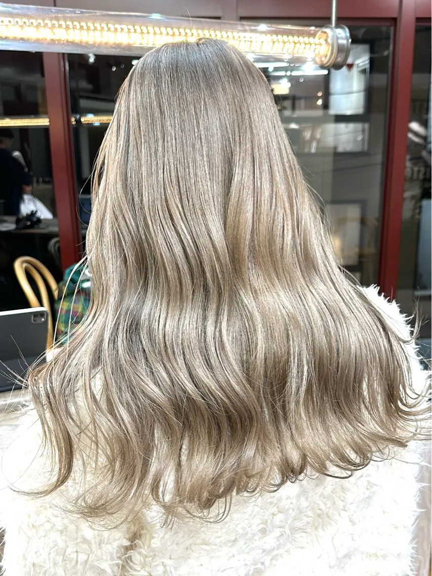 ロング ヘアカラー トリートメント ササキカズマ〻透明感 〻色落ち〻赤み消しのヘアスタイル