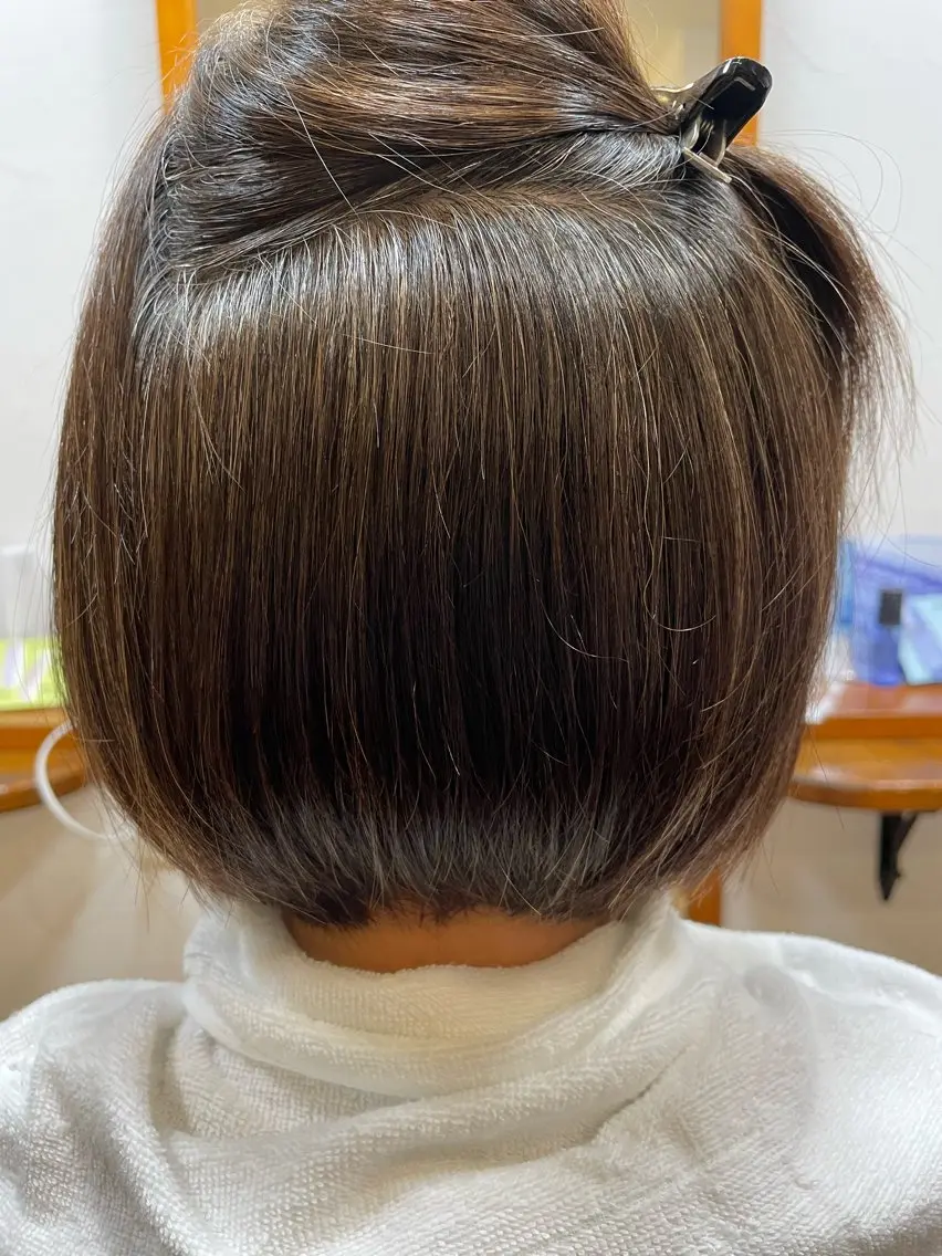 m nのヘアスタイル