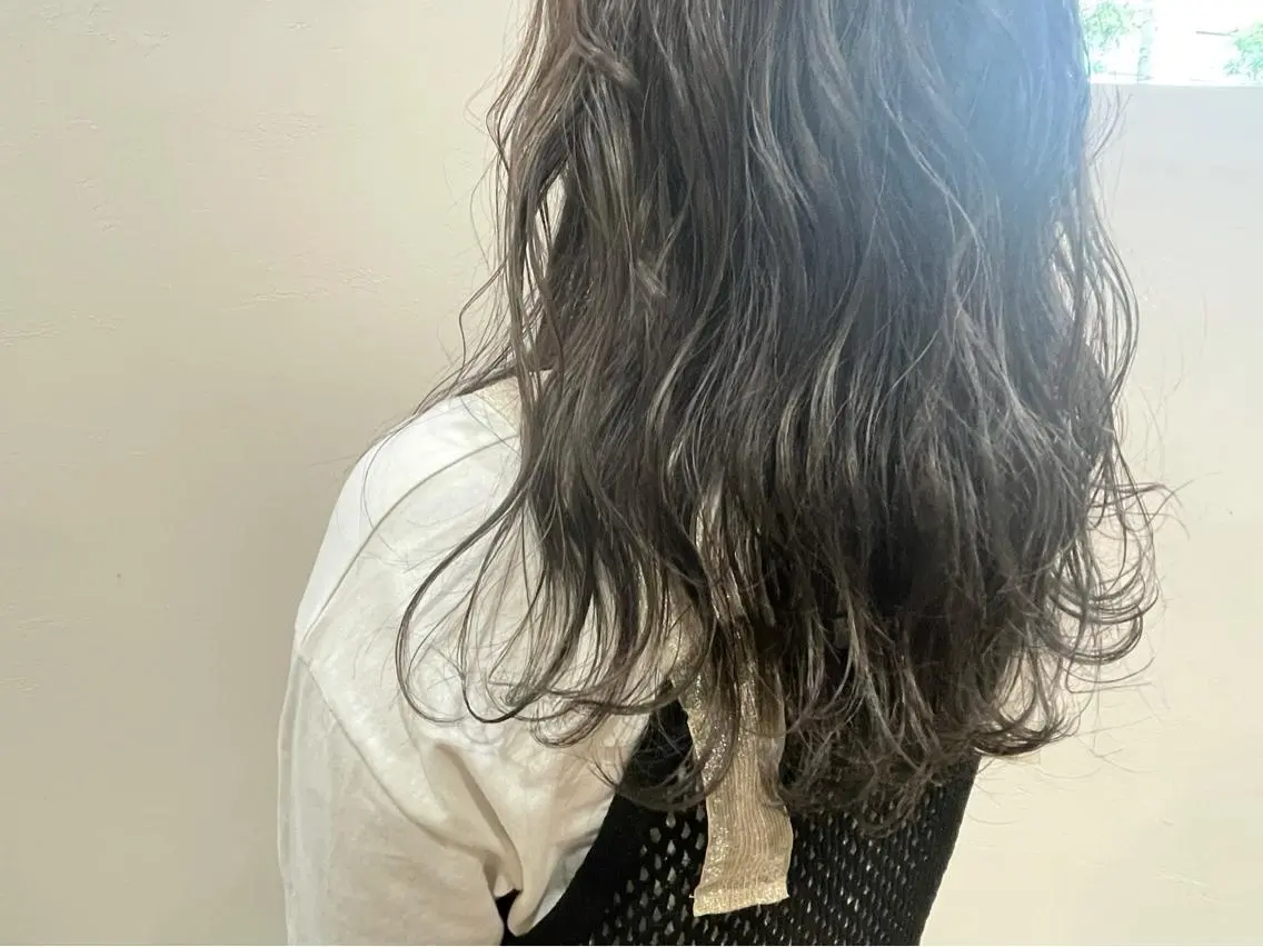 ロング カラー AKI 🐉のヘアスタイル