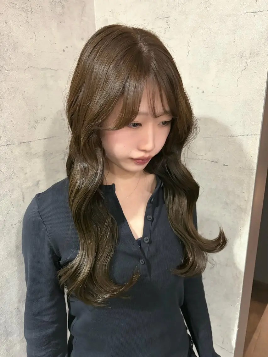 セミロング カラー ベージュカラー ブリーチ 透明感カラー ダブルカラー ミント ヘアカラー パーソナルカラー 診断🍀マリンのヘアスタイル