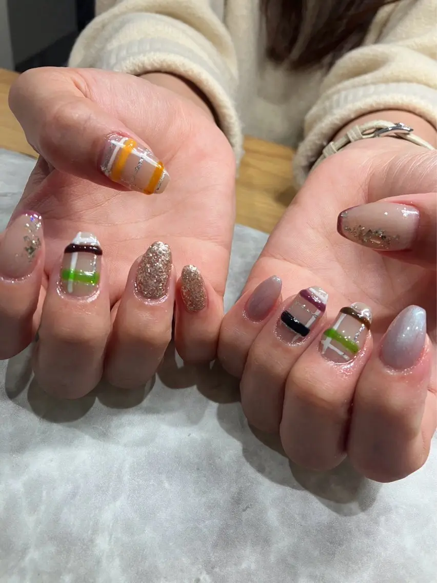 ネイル ハンドネイル 長谷川 奈緒美のネイルデザイン