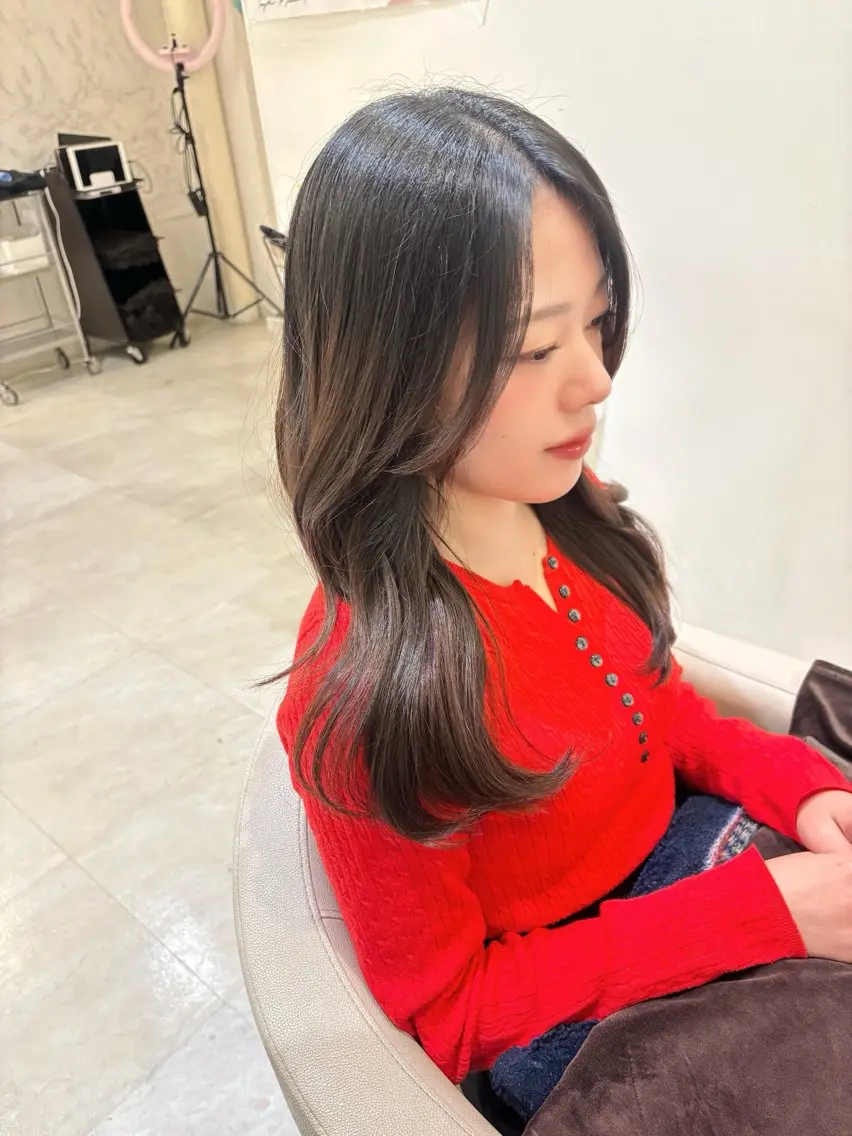 ロング 小顔カット カット 朝尾 愛花のヘアスタイル