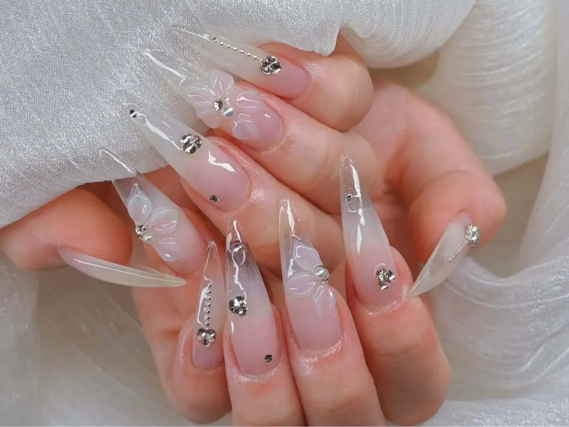 ネイル オーロラネイル ボルドー ブラウン 氷ネイル・うるうるネイル キラキラネイル ハンドネイル Sora  Nail 長さ出し専門店のネイルデザイン