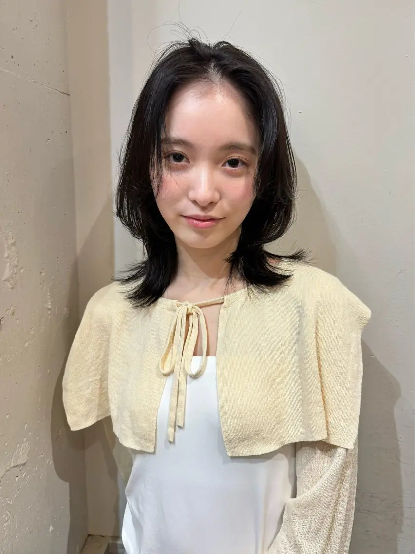 ミディアム shiro.kobe 森彩華のヘアスタイル