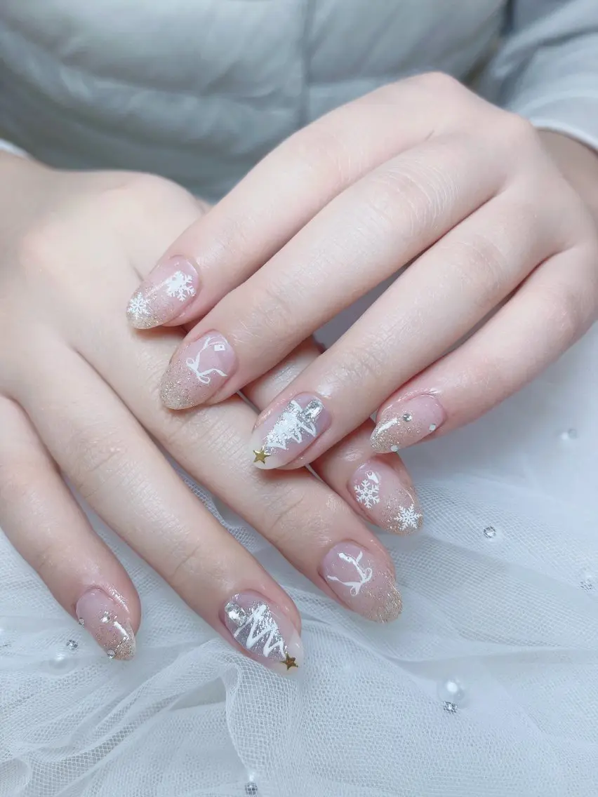 ネイル チークネイル 成人式 フレンチネイル グラデーション 氷ネイル・うるうるネイル ハンドネイル DUO MI nail salonのネイルデザイン