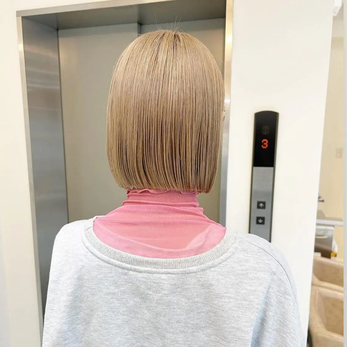 【100%ケアブリーチ使用】ダブルカラー+カットの写真