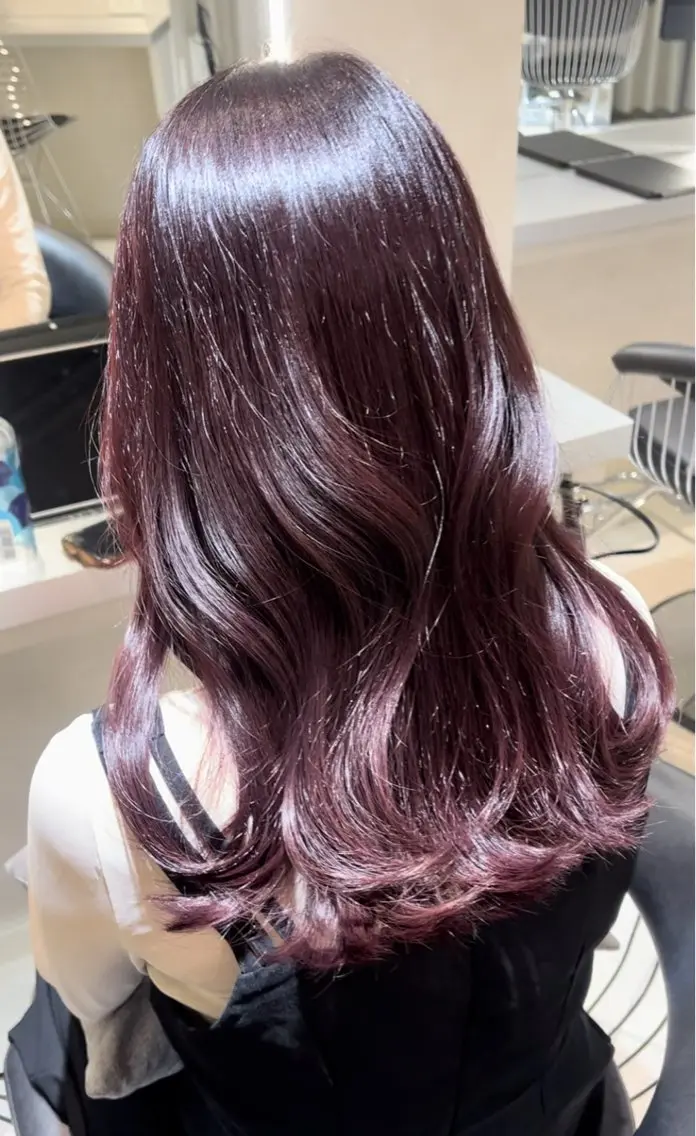 ロング カラー ボルドーカラー トリートメント 韓国メンズ/トレンド 🇰🇷wakanaのヘアスタイル
