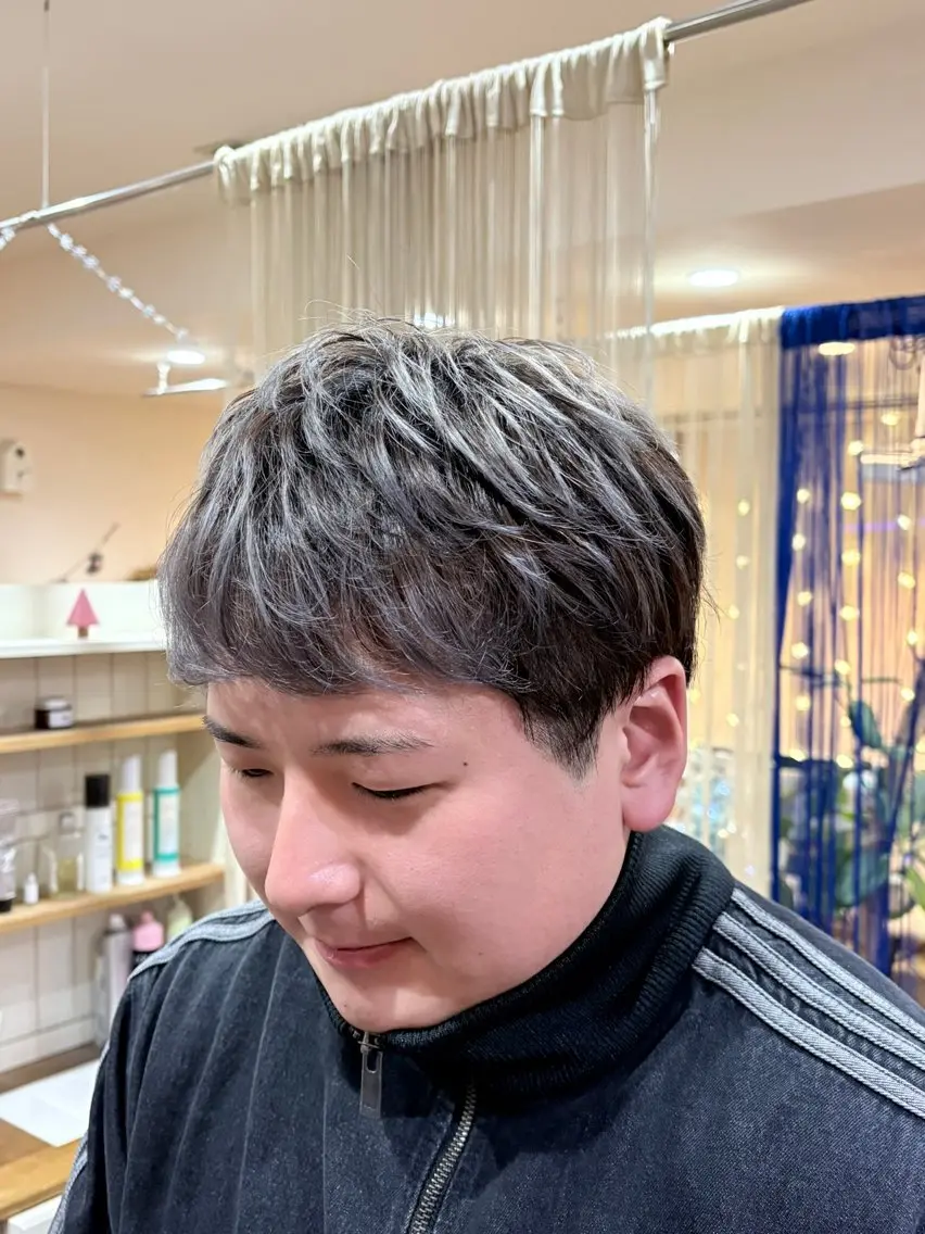 ショート カラー メンズ 及川 晟弥のヘアスタイル