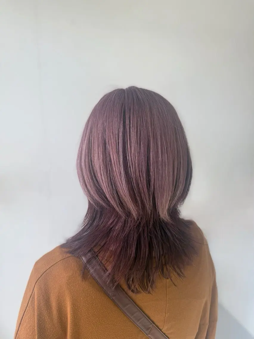 ミディアム カラー ベージュカラー ピンクカラー ピンクベージュ アダニヤ ナツキのヘアスタイル