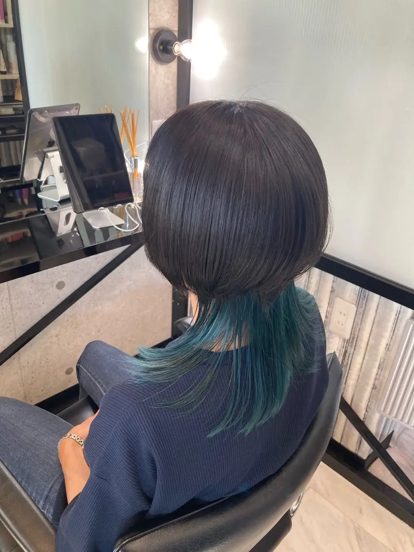 ミディアム カット ワダ マリのヘアスタイル