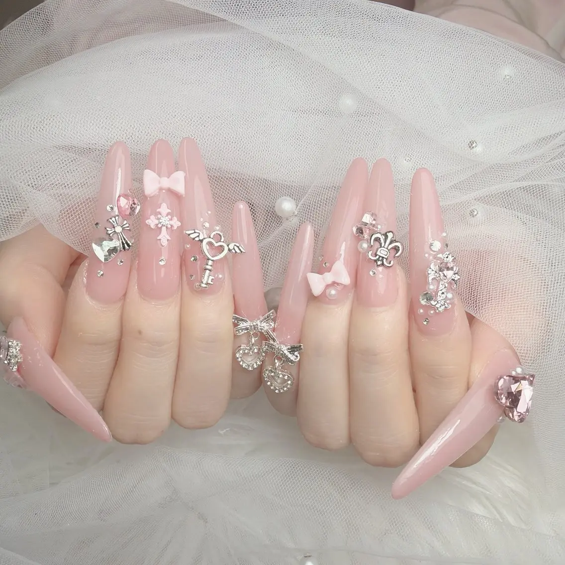ネイル ハンドネイル Lana Nailのネイルデザイン