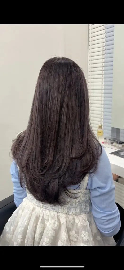 ロング カラー 野口 楓華のヘアスタイル