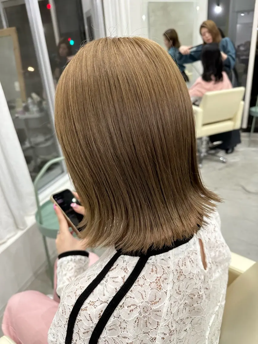 ミディアム カラー さあや 【透け感/艶感】のヘアスタイル