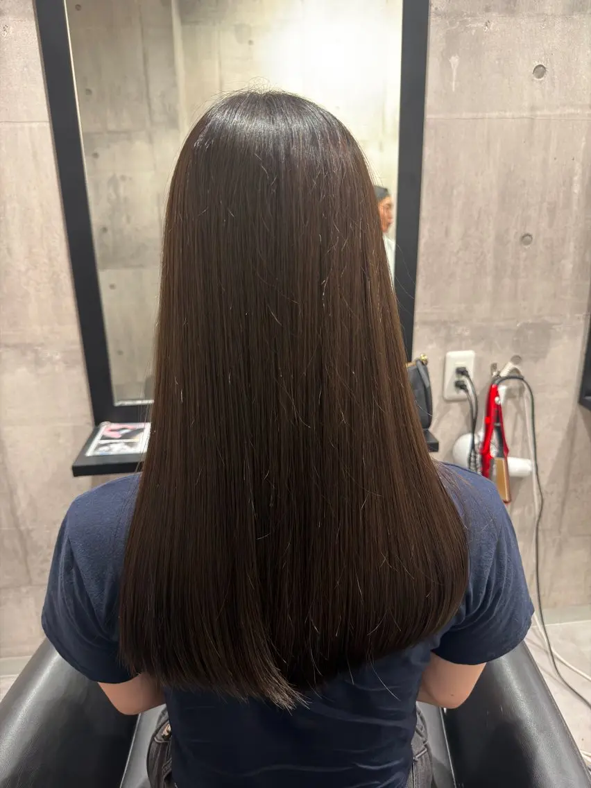 セミロング カラー ヘアカラー トリートメント 平尾 悠のヘアスタイル