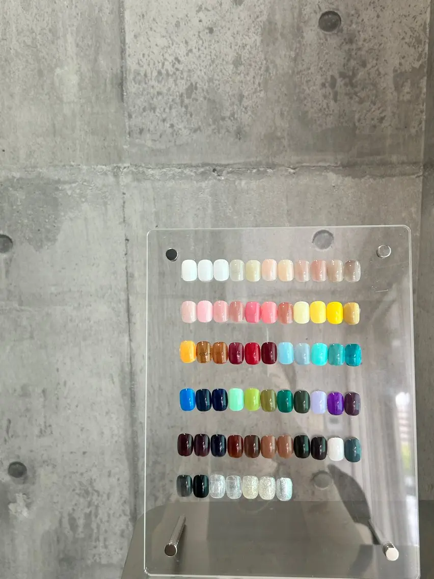 ネイル ハンドネイル eye&nail Bellaのネイルデザイン