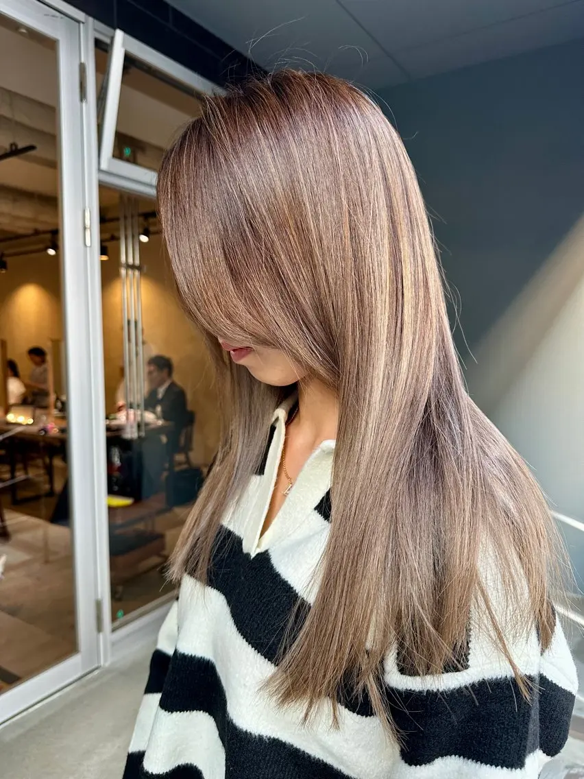 ロング カラー グラデーションカラー ハイライトカラー ハイライト カット ヘアカラー トリートメント 松尾謙佑【ハイライト LEDエクステ】のヘアスタイル