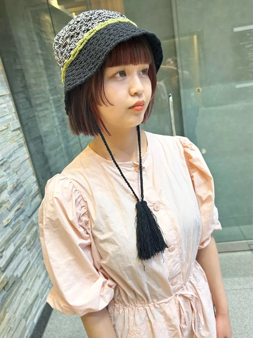 ショート カラー パーマ ヘアアレンジ デザインカラー/ボブ ブリーチカラー/ユリのヘアスタイル