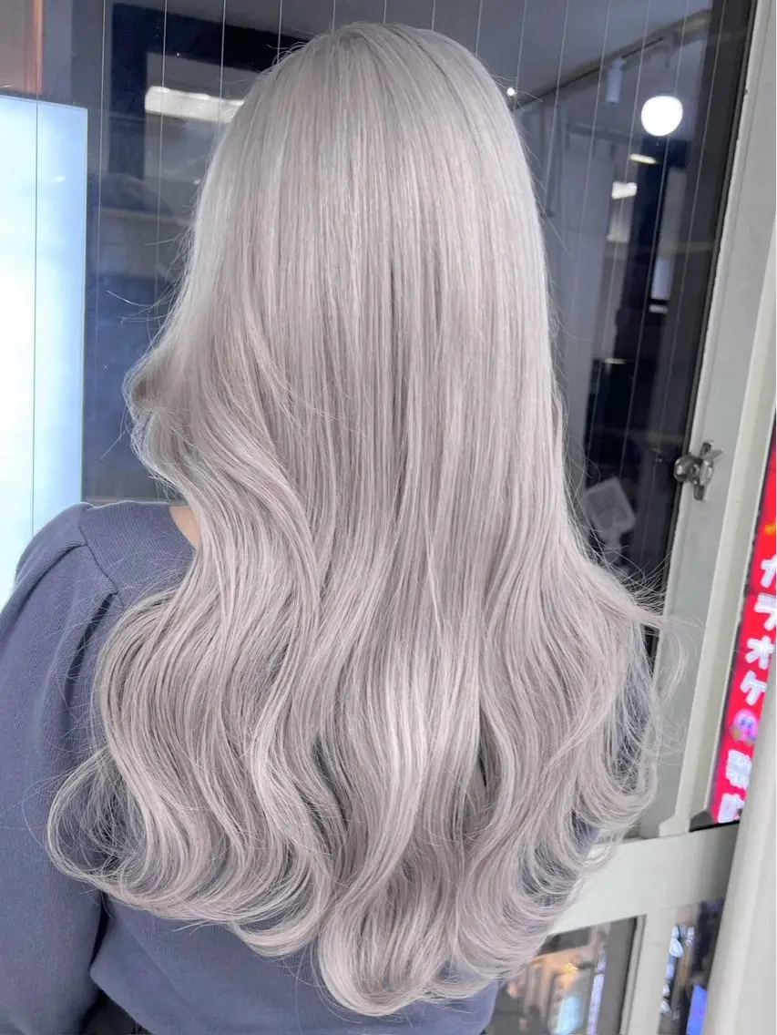 ロング カラー ベージュカラー ブリーチ 抜きっぱなしブロンド ブロンド 透明感カラー ヘアカラー 池袋ブリーチ/ ハイトーン/Shunのヘアスタイル