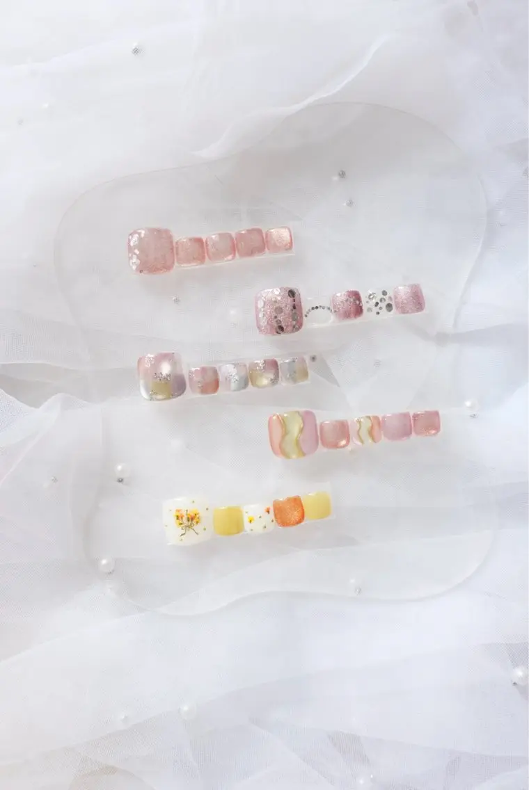 ネイル フットネイル o4nail___ ARISAのネイルデザイン