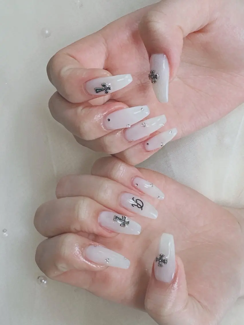 ネイル ハンドネイル MOJO NailSalonのネイルデザイン