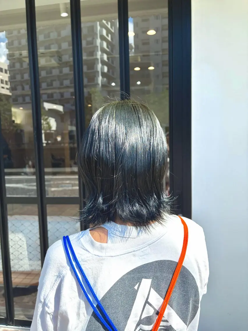 ショート ヘアカラー 上島 未緒のヘアスタイル