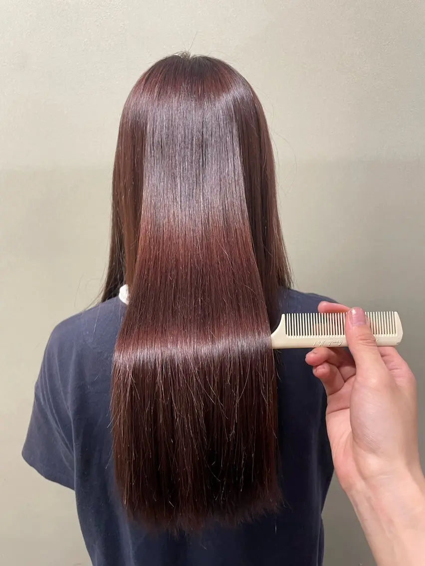 ロング カラー ブラウンカラー 板垣 咲希のヘアスタイル