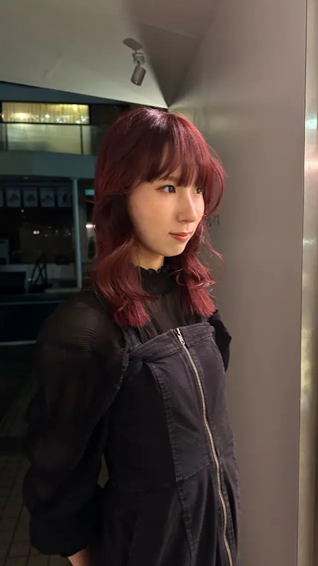 ロング カラー ヘアカラー シロマ ライカのヘアスタイル