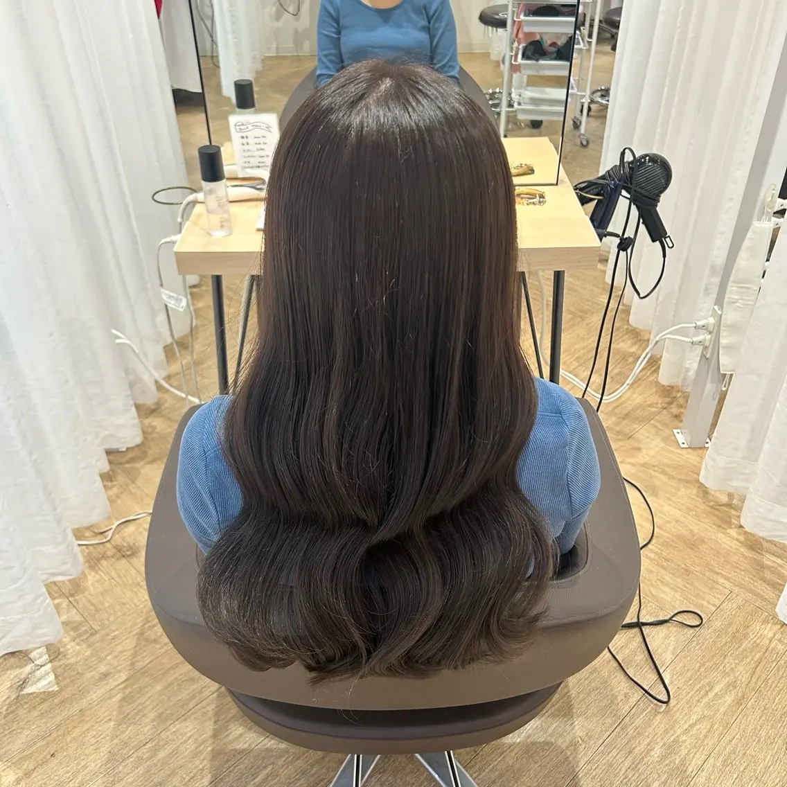 ロング カラー カット ヘアカラー 砂野 真璃奈のヘアスタイル