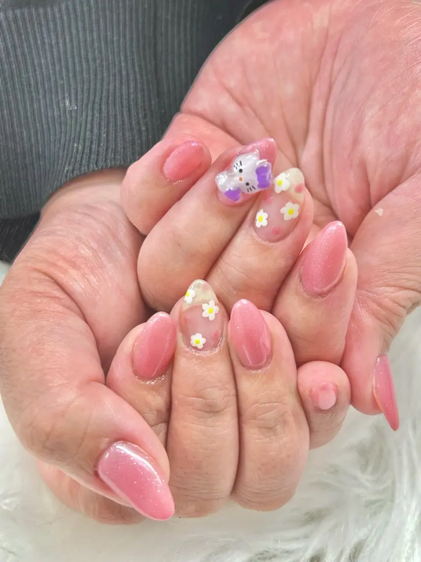 ネイル KIREIE Satomiのネイルデザイン