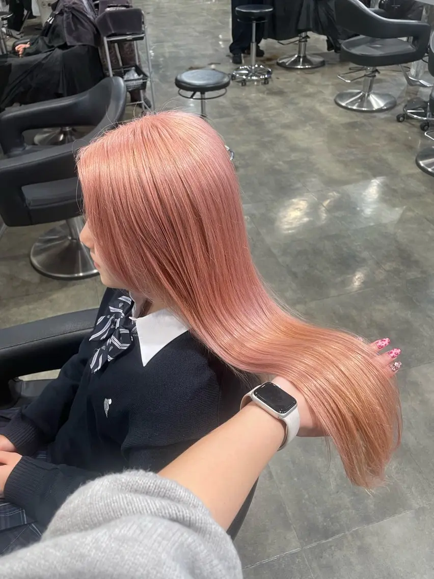 ロング カラー ヘアカラー ハイトーン 横浜💞ミオのヘアスタイル