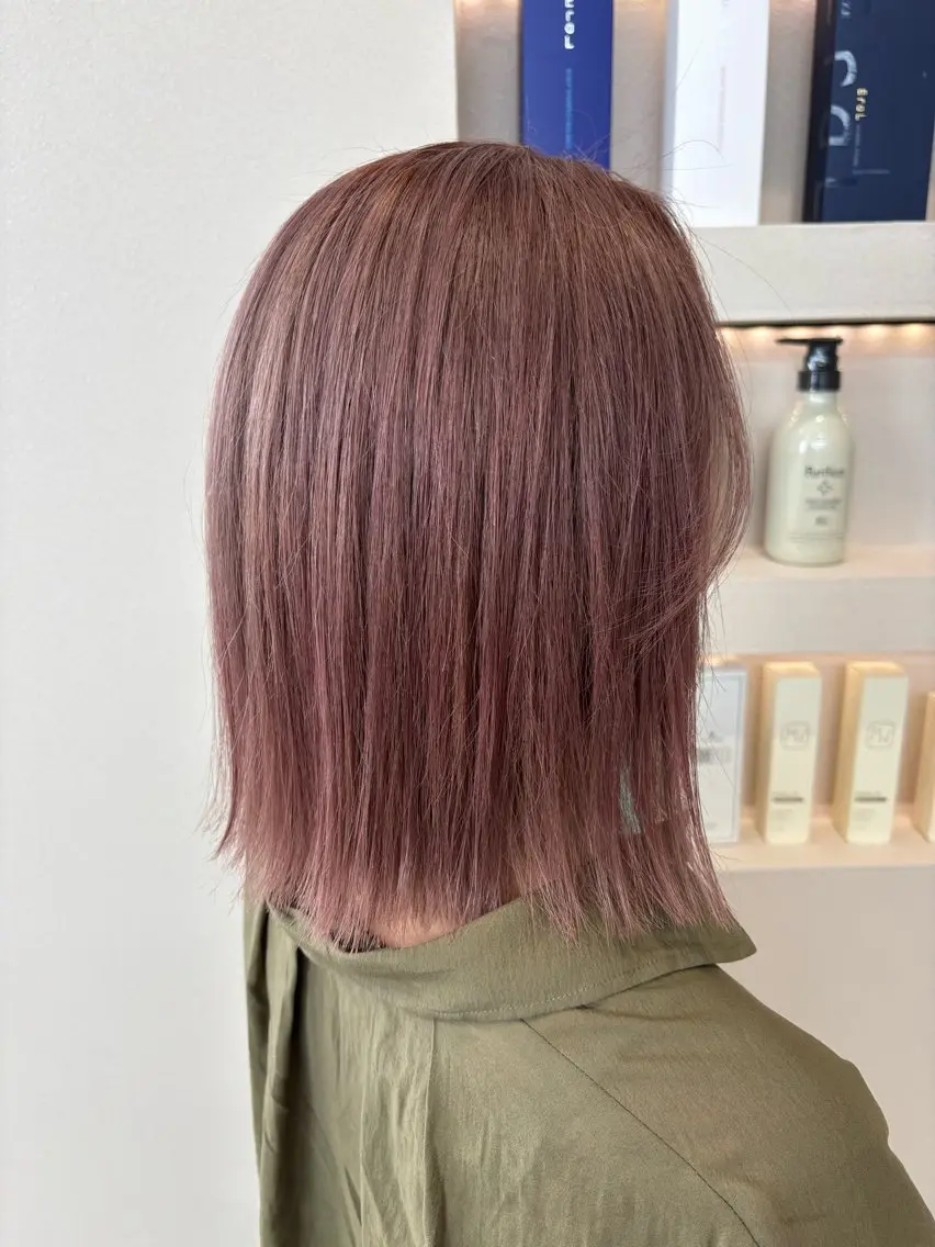 ミディアム ピンクブラウン ヘアカラー トリートメント 角谷 靖子のヘアスタイル