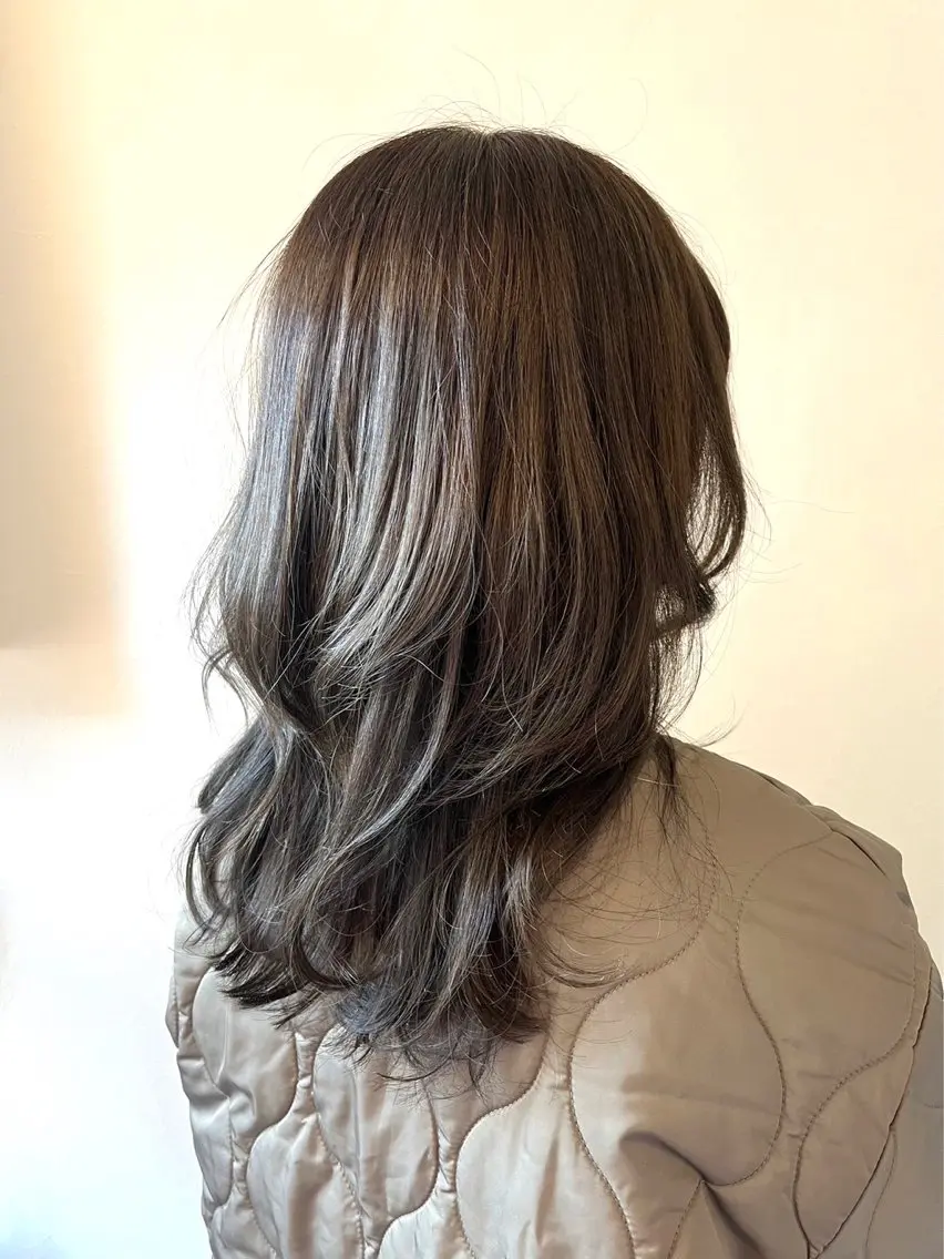 セミロング 阿部 雲母のヘアスタイル