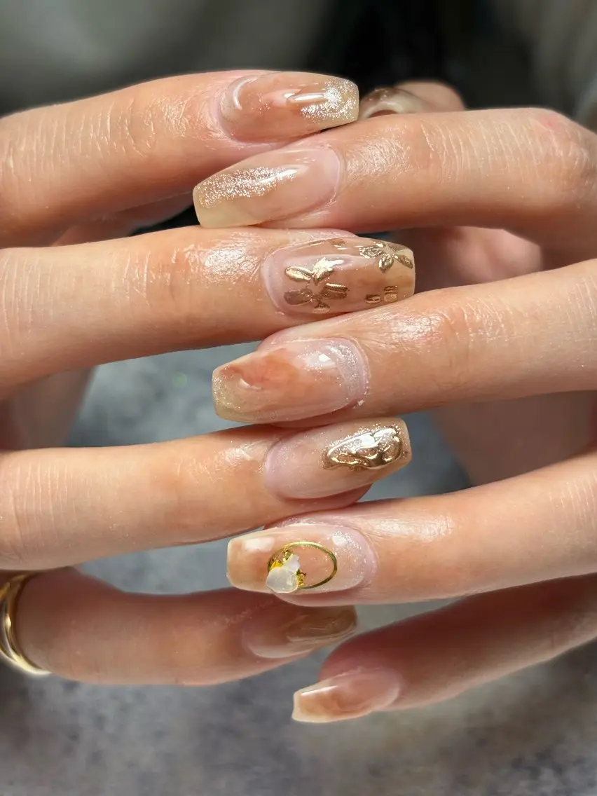 ネイル ハンドネイル フットネイル ✴︎ Delightのネイルデザイン