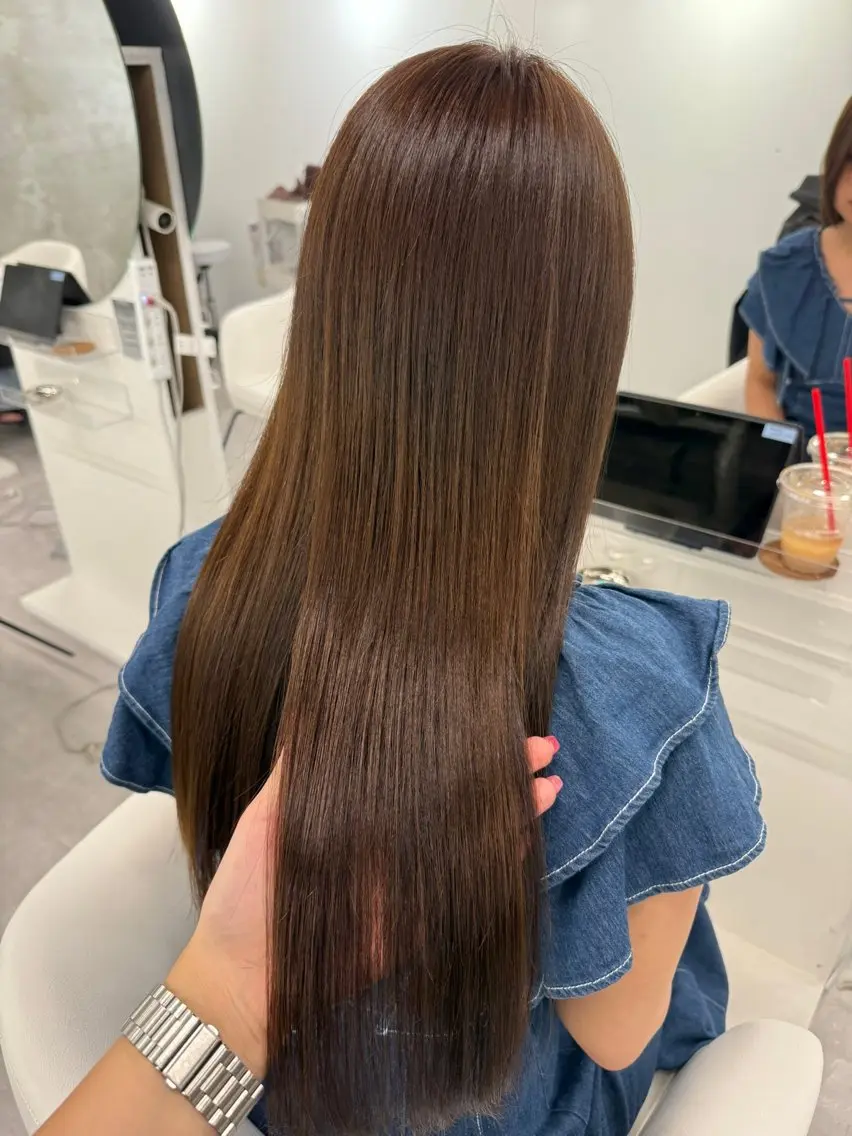 ロング カラー カット ヘアカラー トリートメント yuuna ✮ door whiteのヘアスタイル