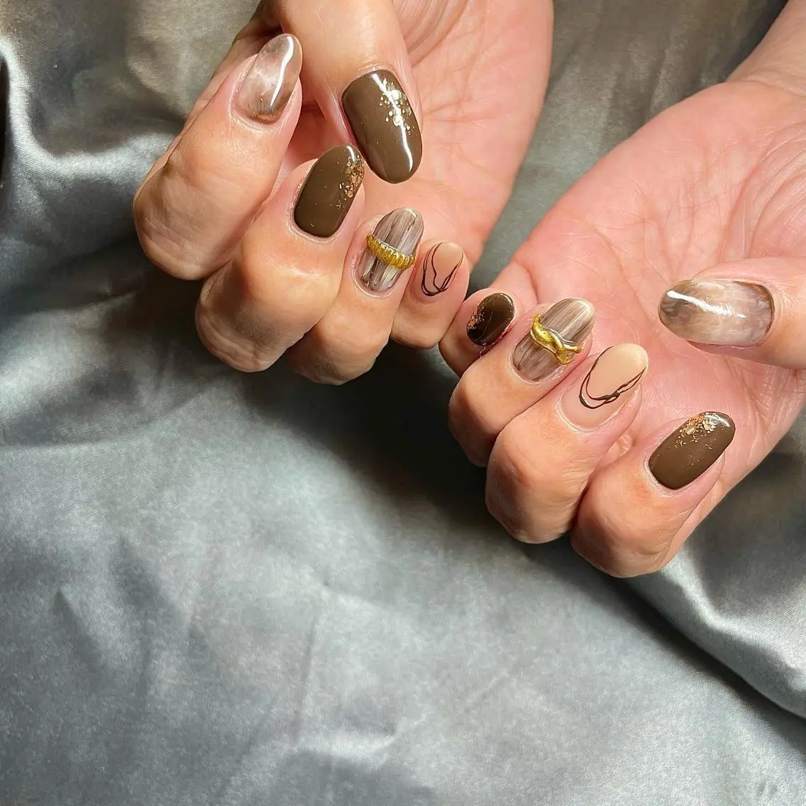 セミロング カラー パーマ ヘアアレンジ メンズ キッズ ネイル マツエク・マツパ アイブロウ ブラウンカラー カラーマツエク ブラウン el. by Aoのネイルデザイン