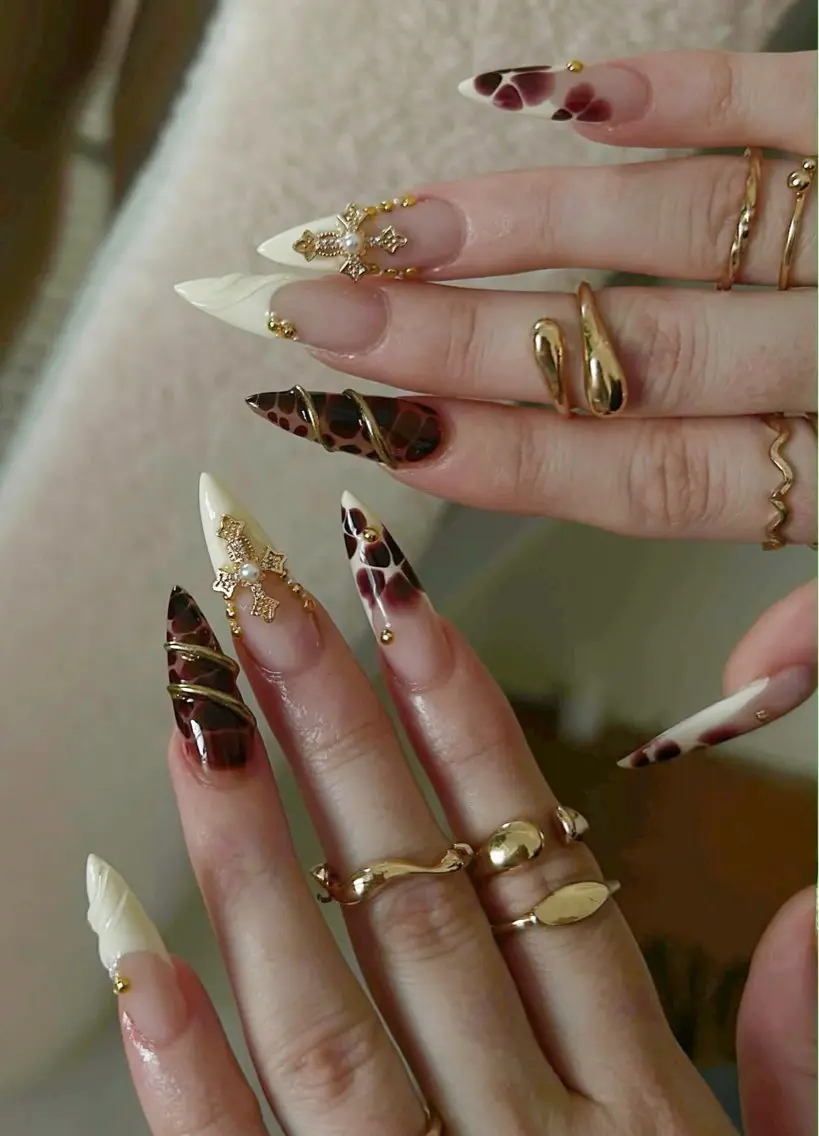 ネイル ガーリー ハート 韓国ネイル ニュアンスネイル リボン ハンドネイル Sora nail 長さ出し専門店のネイルデザイン