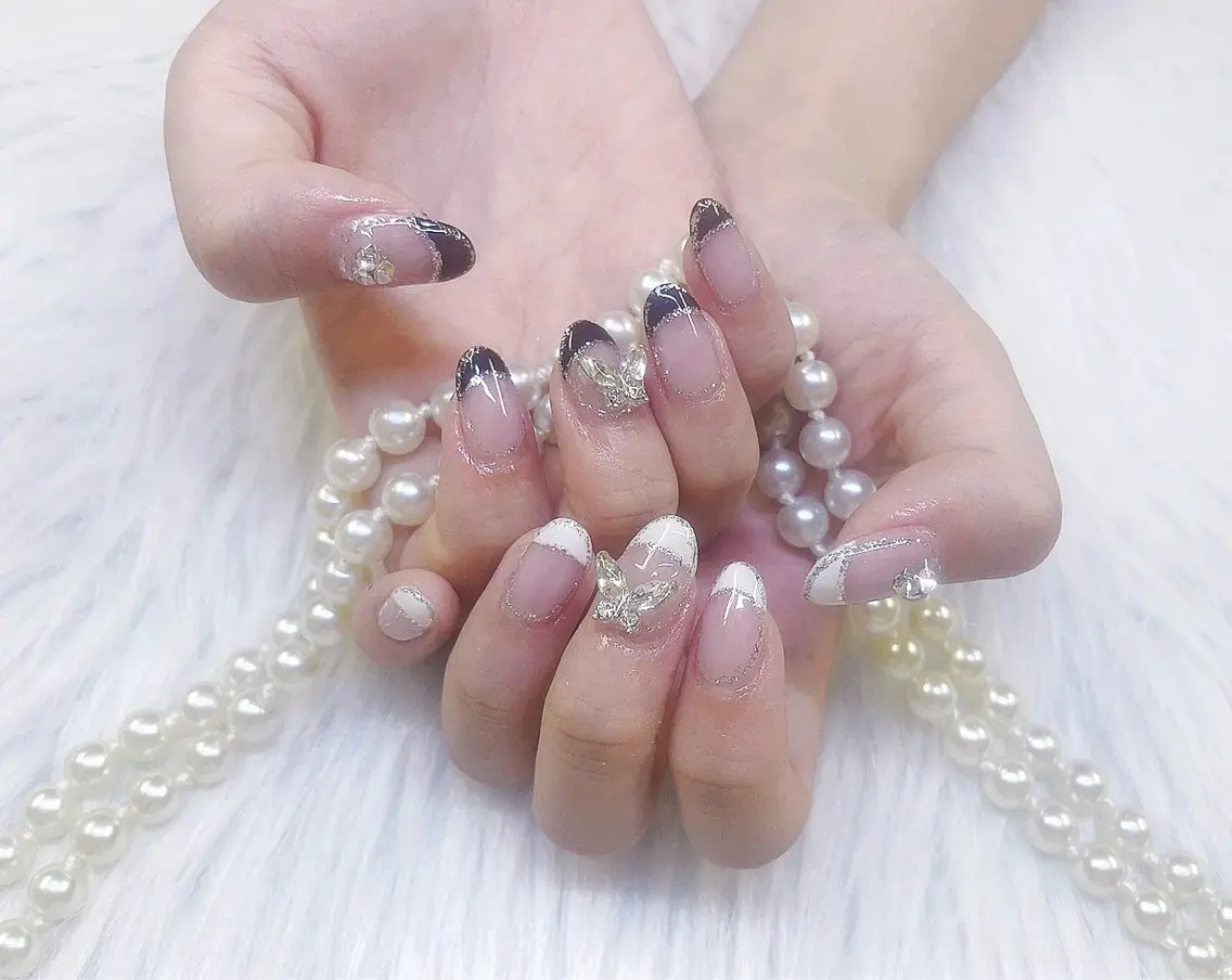 ネイル ハンドネイル queen nailのネイルデザイン