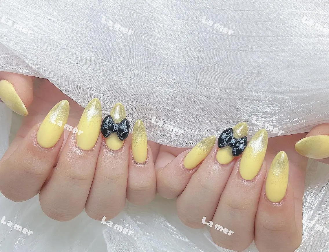 ネイル 🌻 Momoko_のネイルデザイン