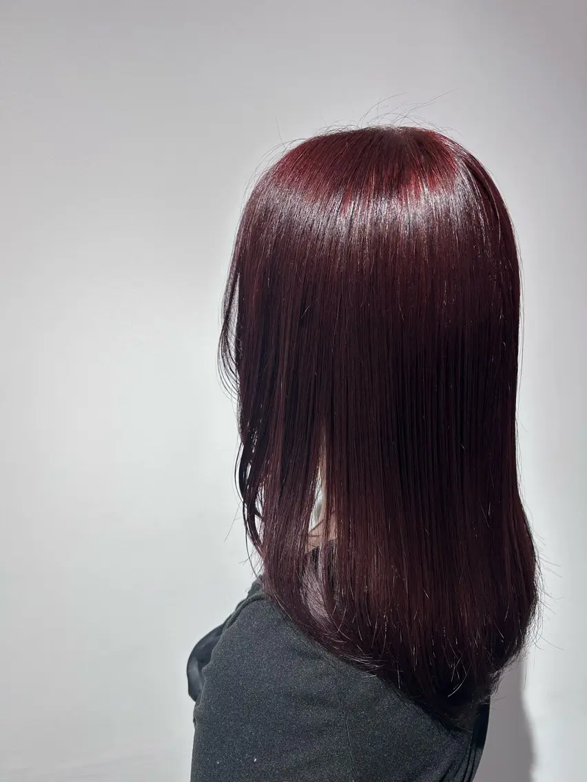 セミロング ヘアカラー トリートメント 蓮池 愛海のヘアスタイル