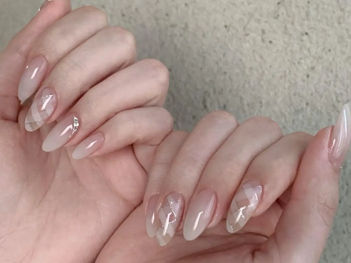 ネイル メンズ メンズ韓国風 学生(メンズ向け) ボルドー ブラウン 長さ出し ハンドネイル ハンドケア NEW NAIL KaKa❤️🔥のネイルデザイン