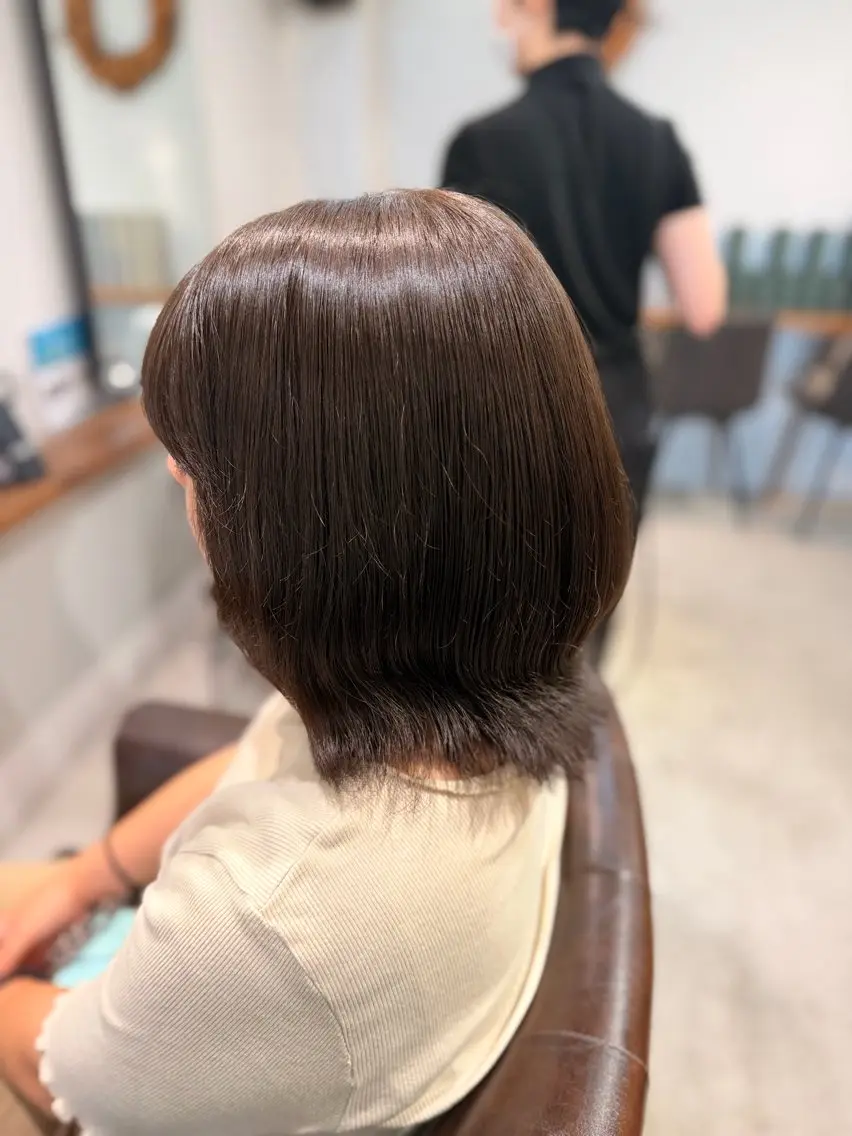 ミディアム カラー ヘアカラー 手話/耳が聞こえない 🦻🏻/山本しずほのヘアスタイル